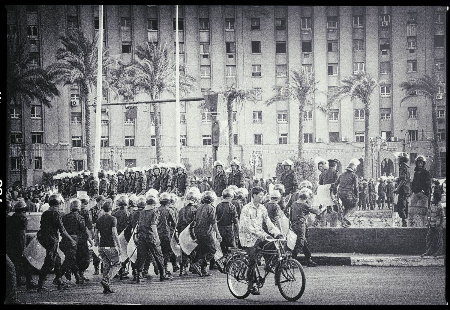 Nermine Hammam, Cairo Days 4 30, 2011. Photography